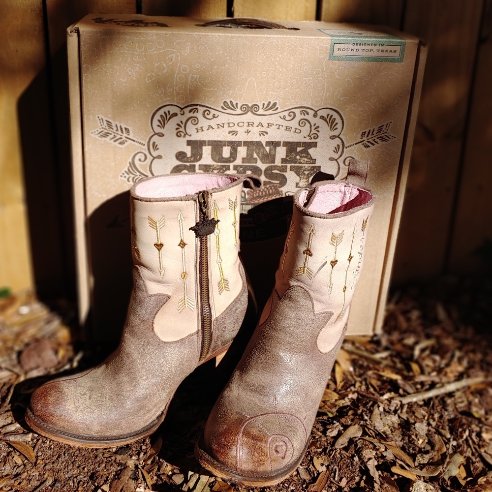 Junk Gypsy Wanderlust Booties 🐴🤠